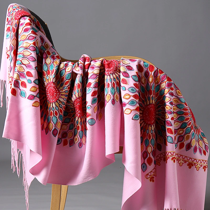Wholesale Winter Soft Warm Pashmina Scarves with Tassel Wool Shawls for Women