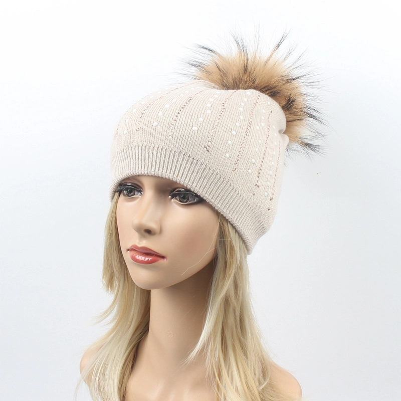 Custom Fashion Knitted Beanie POM POM Hat with Beading