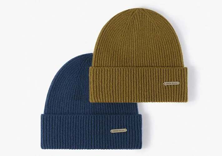 High Quality Solid Color Wholesale Custom Knit Outdoor Fashion Autumn and Winter Outdoor Women Warm Ear Protection Simple Cold Hat Ravel Shopping Hat