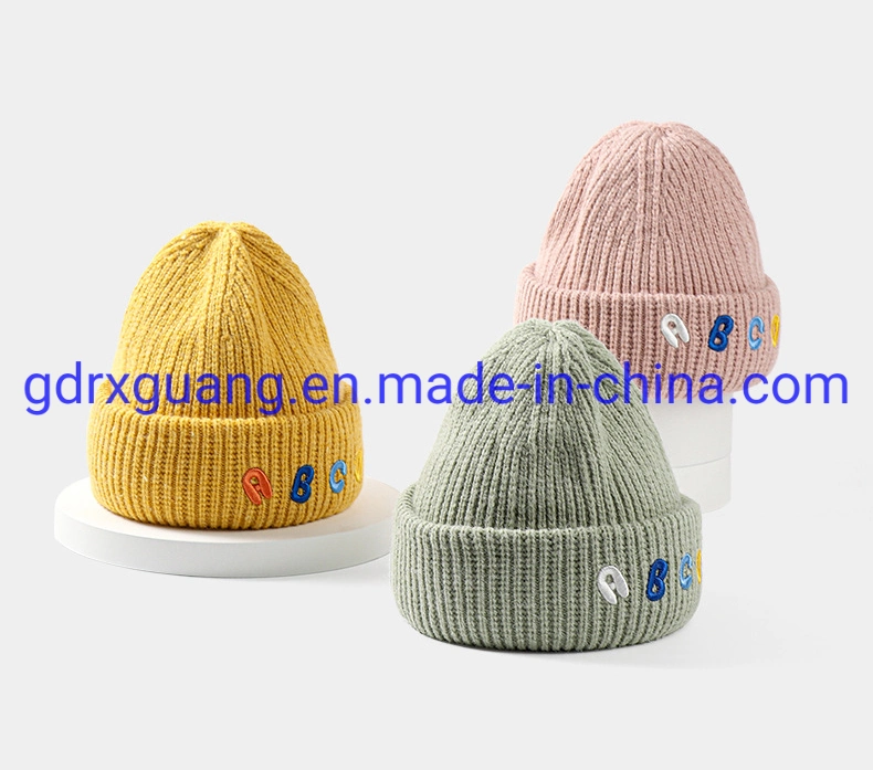 Wholesale High Quality Custom Embroidery Logo Warm Winter Beanie Hats