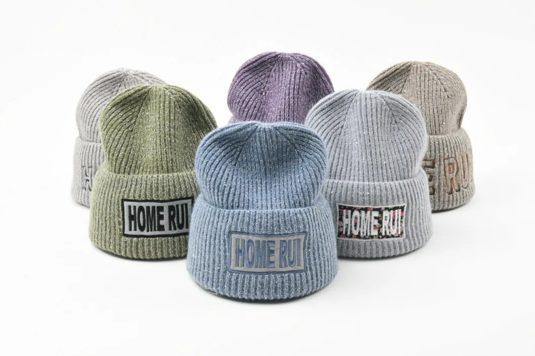 OEM ODM Chunky Thick Designer Beanies Winter Hats with Sequin Bright Yarn Custom Embroidery Logo Leather Patch Woven Label