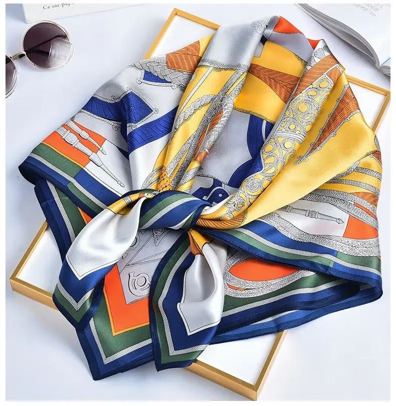 Ladies Square Printed Mulberry Silk Scarf Custom Silk Hijab Scarves