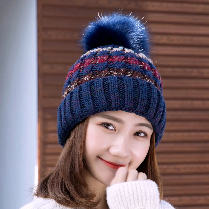 Women Custom Logo High Quality Stripe Ski Knit Hat Acrylic Jacquard Lined POM POM Beanie