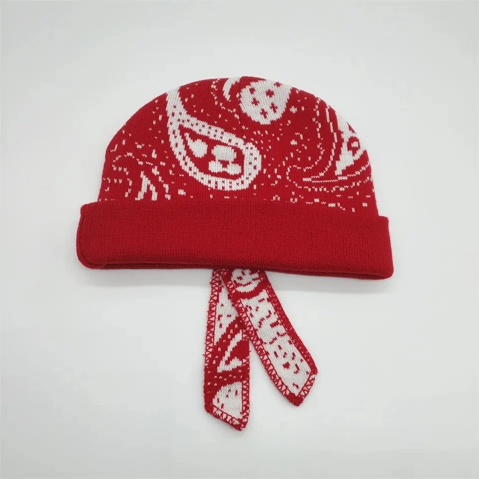Wholesale Customized Logo Mens Women Girls Red Beanies with Strap Acrylic Autumn Slouchy Skull Pirate Hat Winter Cycling Knitted Beanies with Tapes