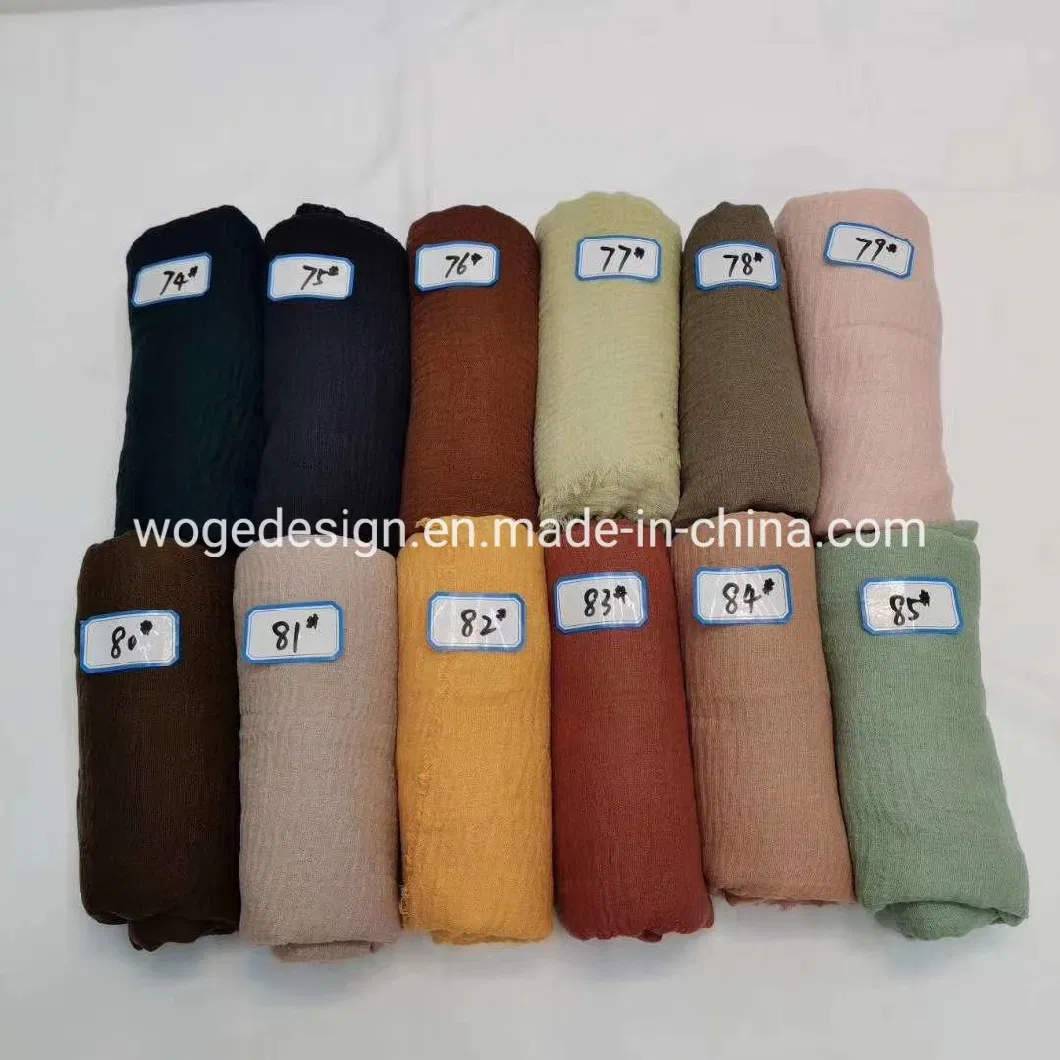 Fashion Yiwu Manufacturer Hot Sold Muslim Shawls Muffler Neck Cover Wrap Viscose Fabric Ladies Hijab Scarf with 105colors Available