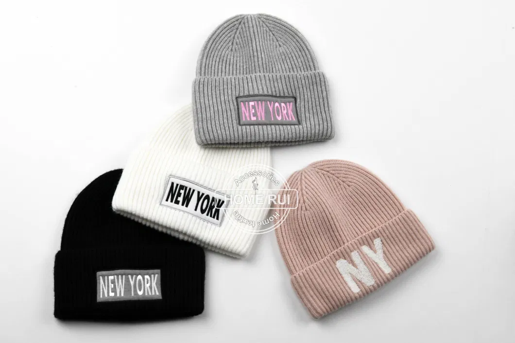 2023 Winter Trend Chunky Beanie Hats Custom Embroidery Logo Leather Patch Woven Letter Label Knitted Manufacturer