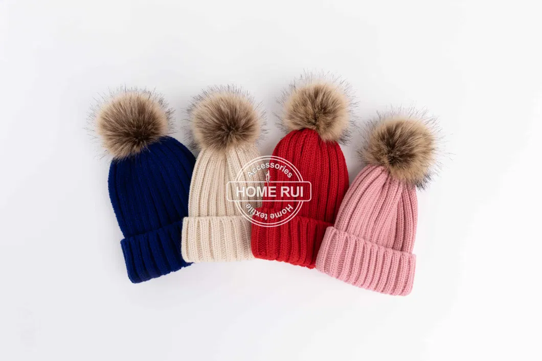 Low MOQ Soft Winter Red Christmas Blank Embroidery Acrylic Thermal Chunky Custom Logo Knitted Beanies Hats