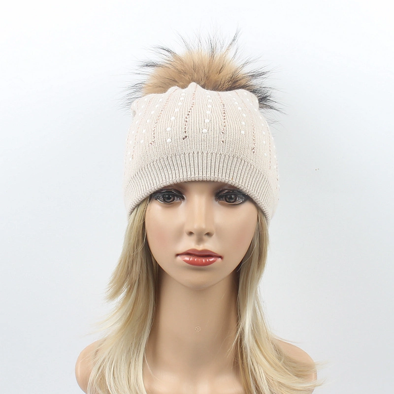 Custom Fashion Knitted Beanie POM POM Hat with Beading