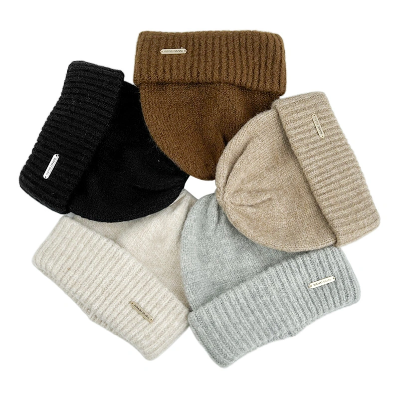 High Quality Winter Warm Thickened Knitted Hats Solid Color Classic Unisex Outdoor Beanie