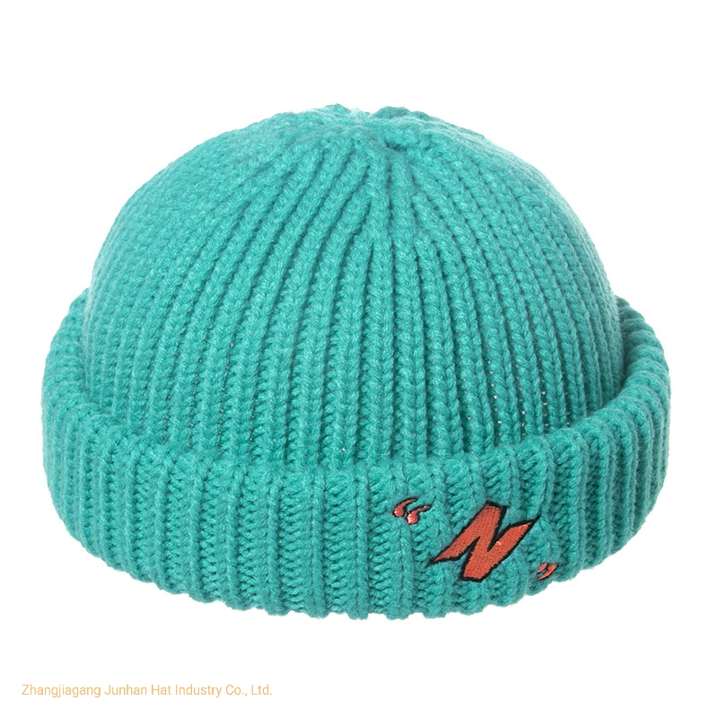 High Quality Wholesale Custome Knitted Beanie Short Skull Warm Winter Hats