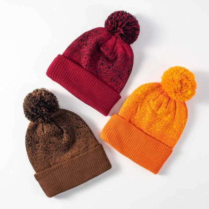 Wholesale Winter Warm Knitted Cuffed Unisex Soft Custom Logo Beanie Hat with Multicolor POM POM