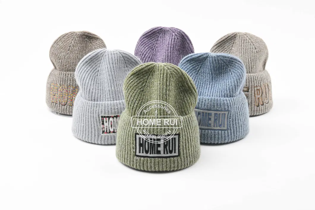 OEM ODM Chunky Thick Designer Beanies Winter Hats with Sequin Bright Yarn Custom Embroidery Logo Leather Patch Woven Label