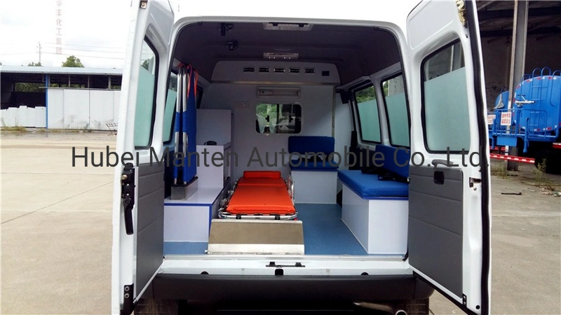 Factory Designed Isuzu First Aid 4X4 Emergency ICU Ambulance for Patients Monitoring
