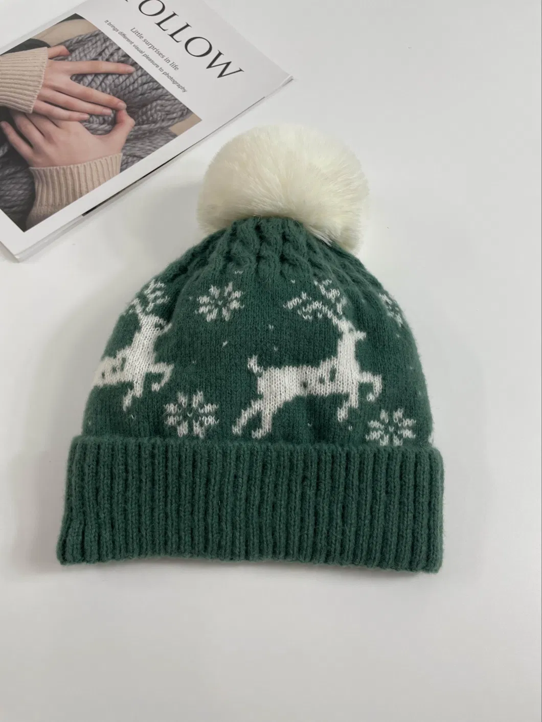 Wholesale Christmas Festival Winter Deer Print Warm Scarf Hat Gloves Three-Piece Set