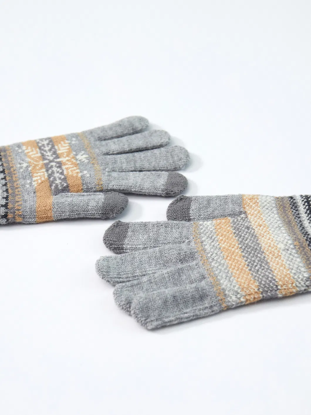 Wholesale Velvet Lining Winter Sports Thermal Gloves for Man