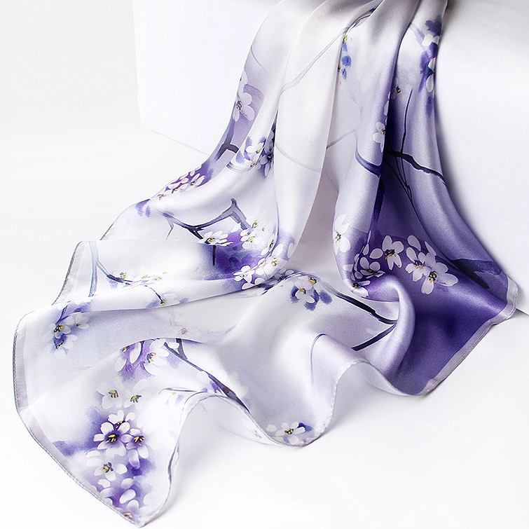 Adult Women&prime;s Custom Print 14 Momme Silk Square Scarf