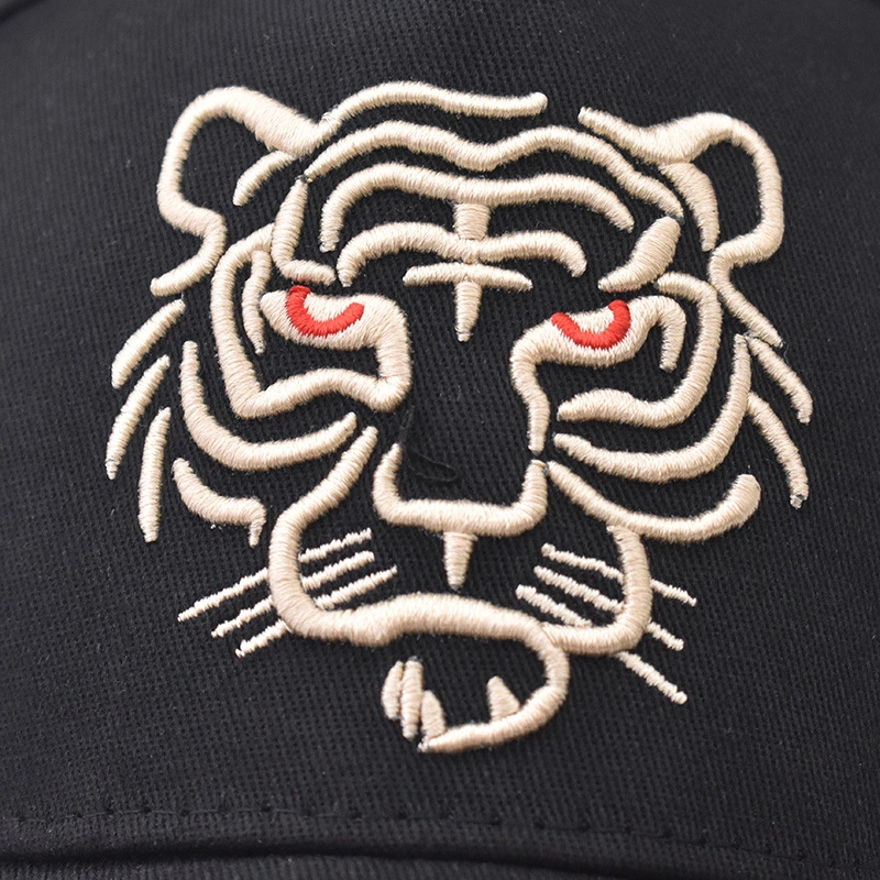 Customized Personalized Gold 3D Embroidery Tiger Head Trucker Cap with Metal Bucket