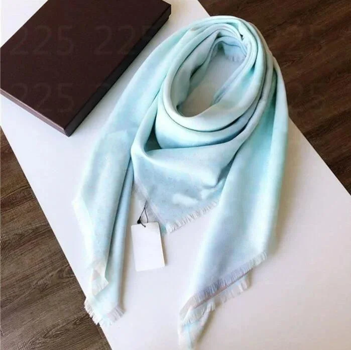 2024 New Design Digital Printing Color Luxury Soft Touch Woman Personalized Square 100% Cotton Poplin Satin Silk Hijab Scarf