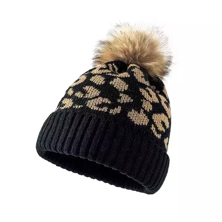 2022 New Trend Soft Fur Ball Leopard Cheetah Chunky POM POM Knit Beanie Cap Women Trendy Man Warm Winter Hat