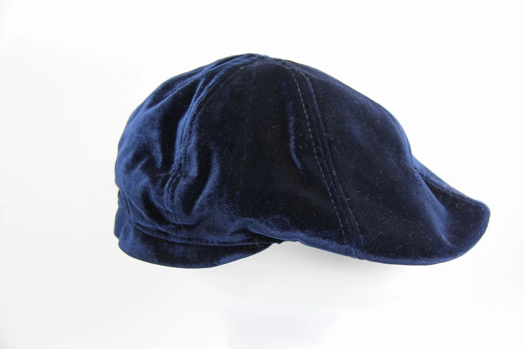 Polyester Peaked Cap Velvet Fabric Adult Fashion Hat Suitable Spring and Autumn