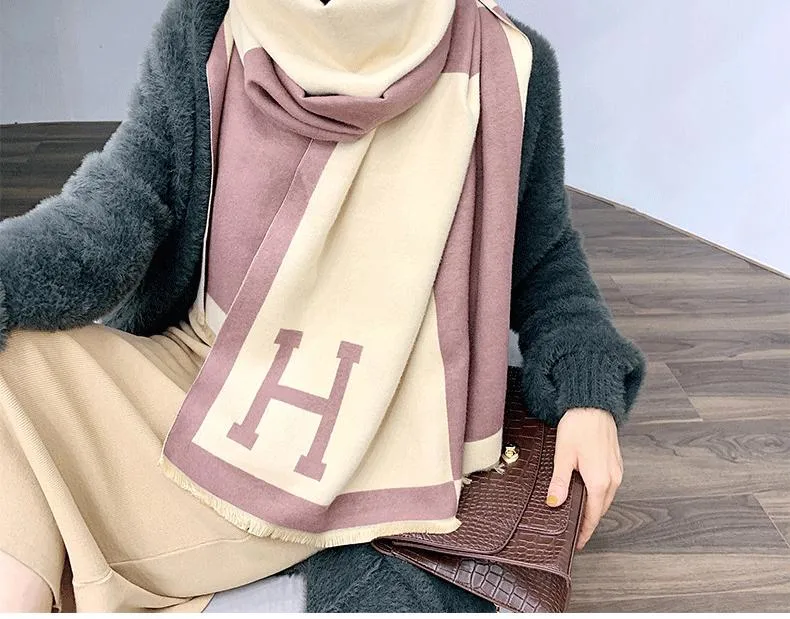 2023 New Design High-Grade Scarf Women&prime; S Famous Brand Printed Designer Long Scarf