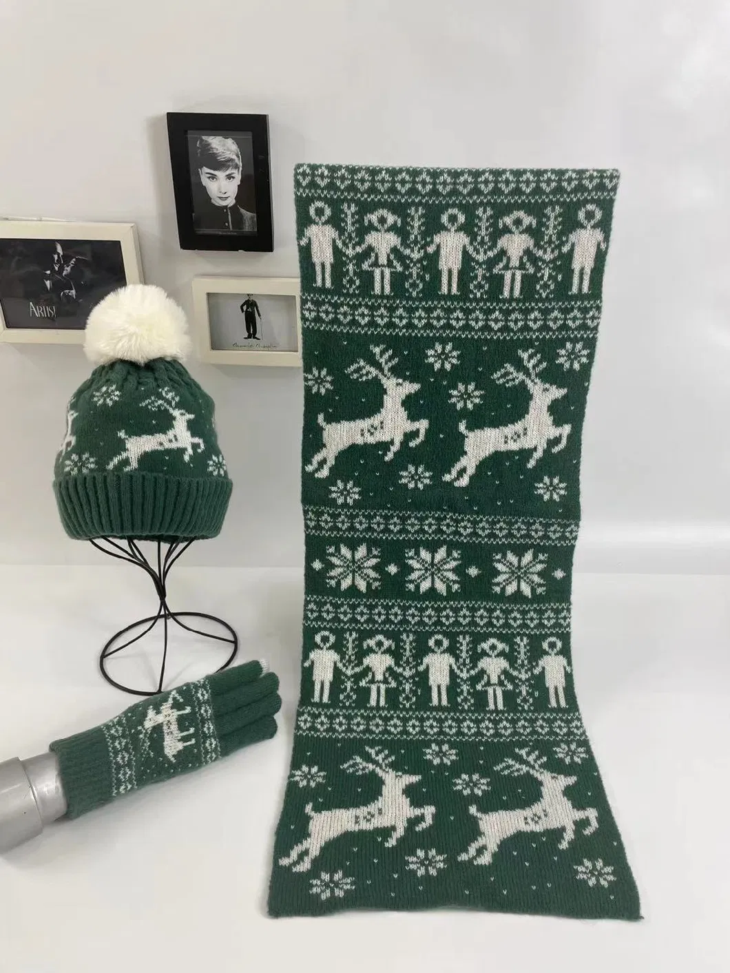 Wholesale Christmas Festival Winter Deer Print Warm Scarf Hat Gloves Three-Piece Set