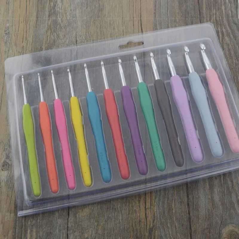 Crochet Hook Set with Ergonomically Designed Handle