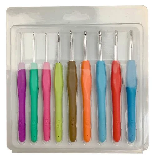 Crochet Hook Set with Ergonomically Designed Handle