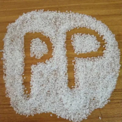 Materiale grezzo di plastica riciclato masterbatch PP-PE plastica particelle giallo iniezione Masterbatch di stampaggio