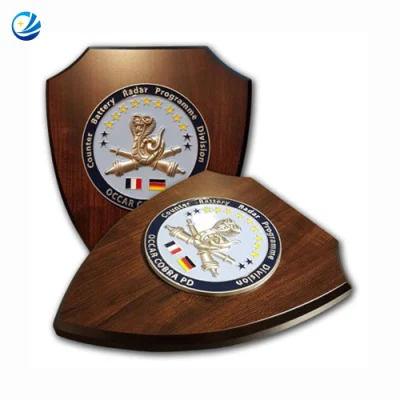 Metal Trophy Wall Award targhe Honor Shields Sport 20-25 cm E placca di legno con schermatura in acciaio inox