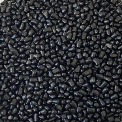 Masterbatch di PET nero con proprietà ignifughe per l&prime;iniezione di preforme Stampaggio
