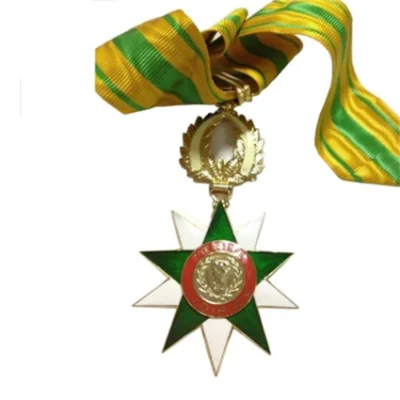 Custom Logo antico placcato Fashiowith nastro lega metallo Chiesa Soldier Medaglia militare del riconoscimento dell&prime;onore di guerra