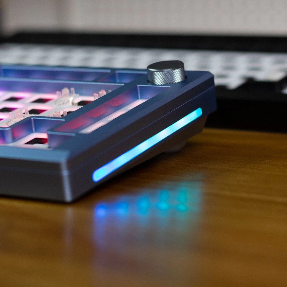 Hot Swap Driver Software Aluminium Alloy Case DIY RGB Light Mechanical Keyboard Kit