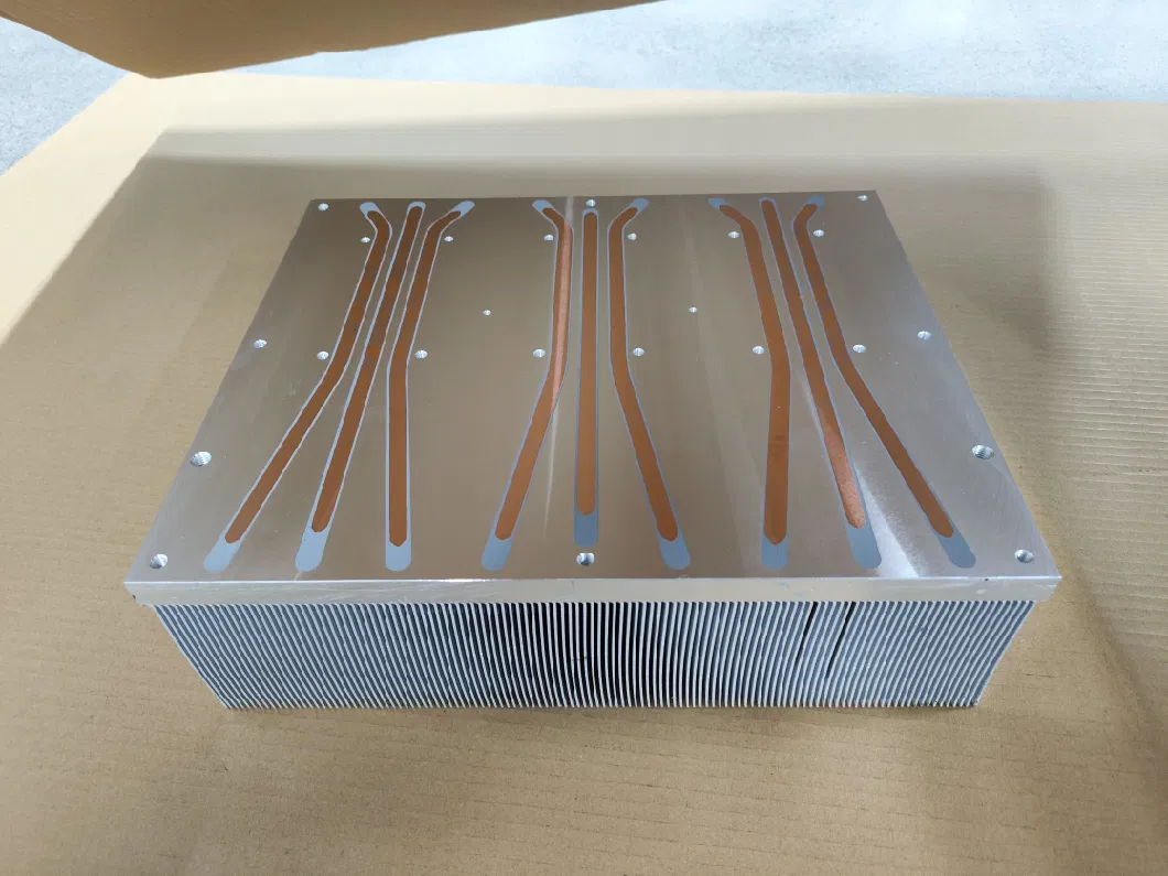 Custom Aluminum Alloy Embedded Heat Pipe Skived Fin Heat Sink with CNC Machining Parts for Large Laser Machine Cooling