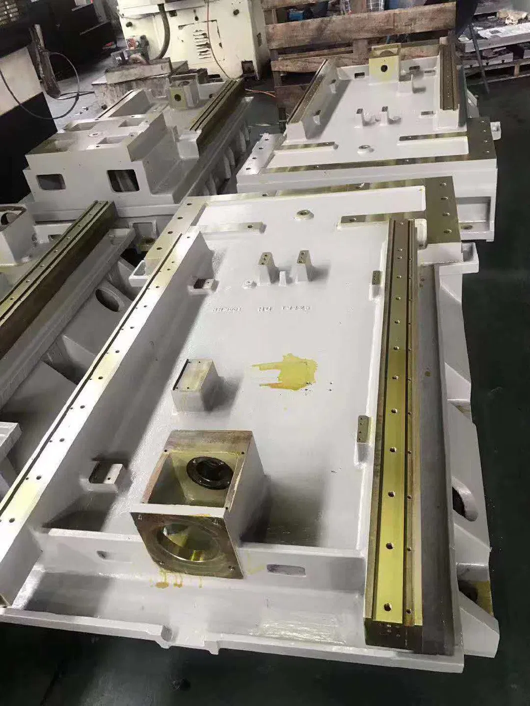 Lk-2015 Processing Machinery Milling Machine CNC Machine Horizontal Machining Center