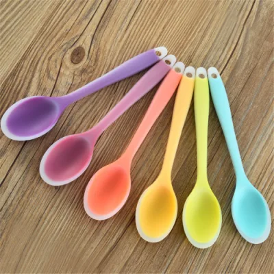 Non-Toxic Dishwashaer Reusable Heat Resistant Food-Grade Silicone Baby Soup Spoon