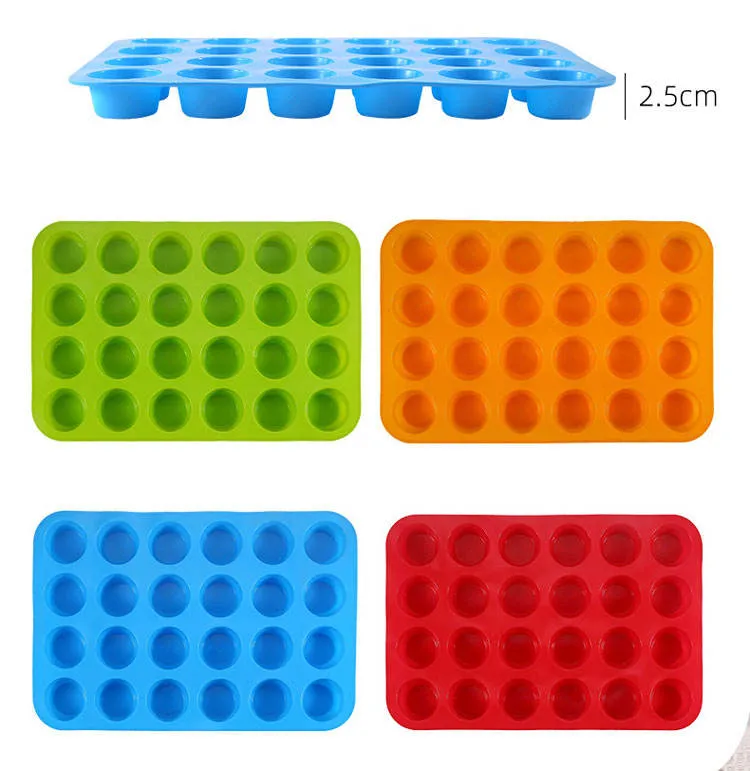 Reusable BPA Free Container Mini Silicone Making Square Ice Cube Tray with Lid