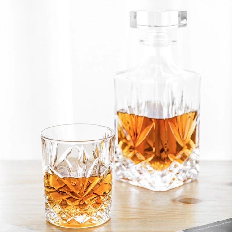 Hot Sales Simplistic Lead-Free Crystal Dinner Whiskey Decanter Set