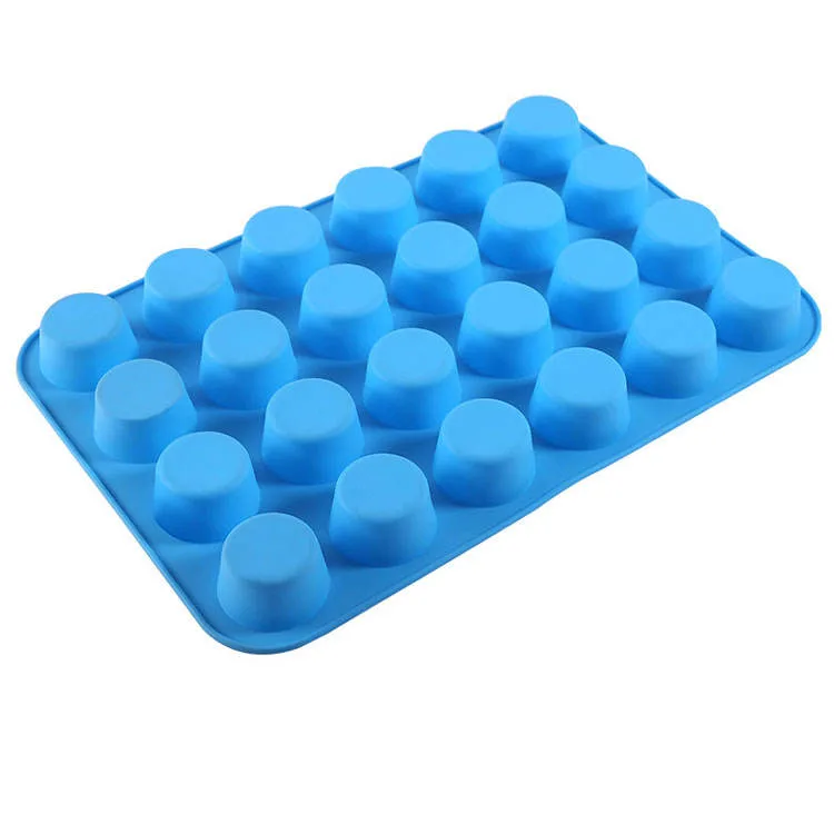 Reusable BPA Free Container Mini Silicone Making Square Ice Cube Tray with Lid