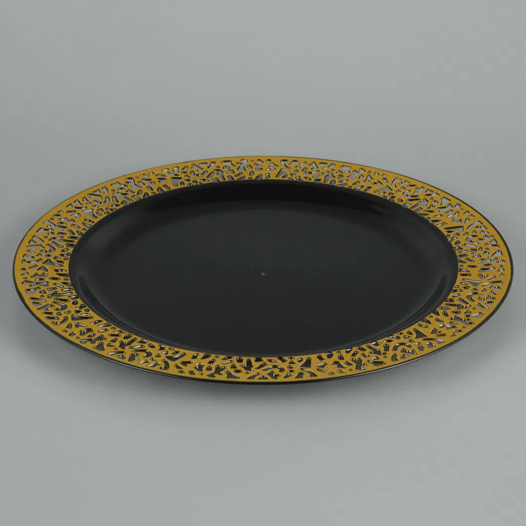 Personalized Hallow out Design Elegant Plastic Round Plates Black Golden Dinnerware Party Sets