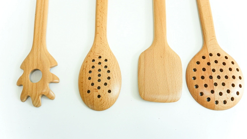 Durable and Reusable Wooden Kitchen Tools Accessories with UV Printing Handle