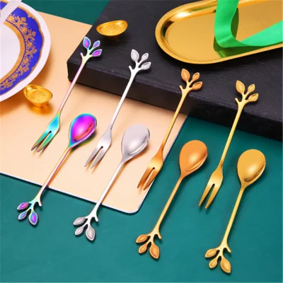 Set di plastica argentata per vendita diretta da parte dei produttori Set di tre pezzi all&prime;ingrosso di coltelli, forcelle e cucchiai una tantone per
