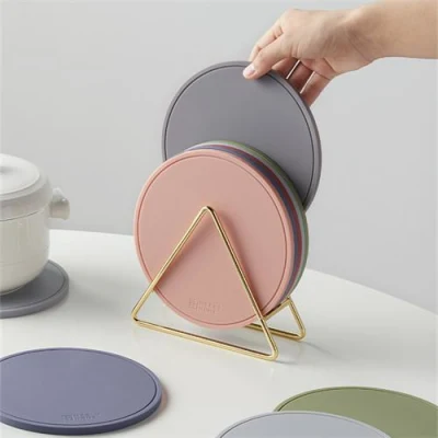 Tappetino isolante per tavolo domestico resistente al calore in silicone Placemat