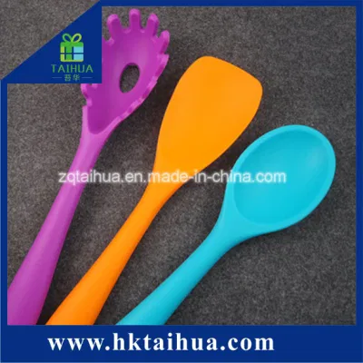  Utensili da cucina in silicone controllati Target