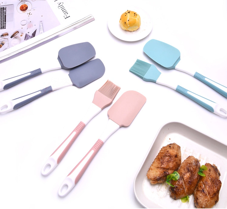 Wholesales Direct Selling Custom Kitchens Not Stained with Household Flat-Bottom Shovel Integrated Silicone Spatula Utensils