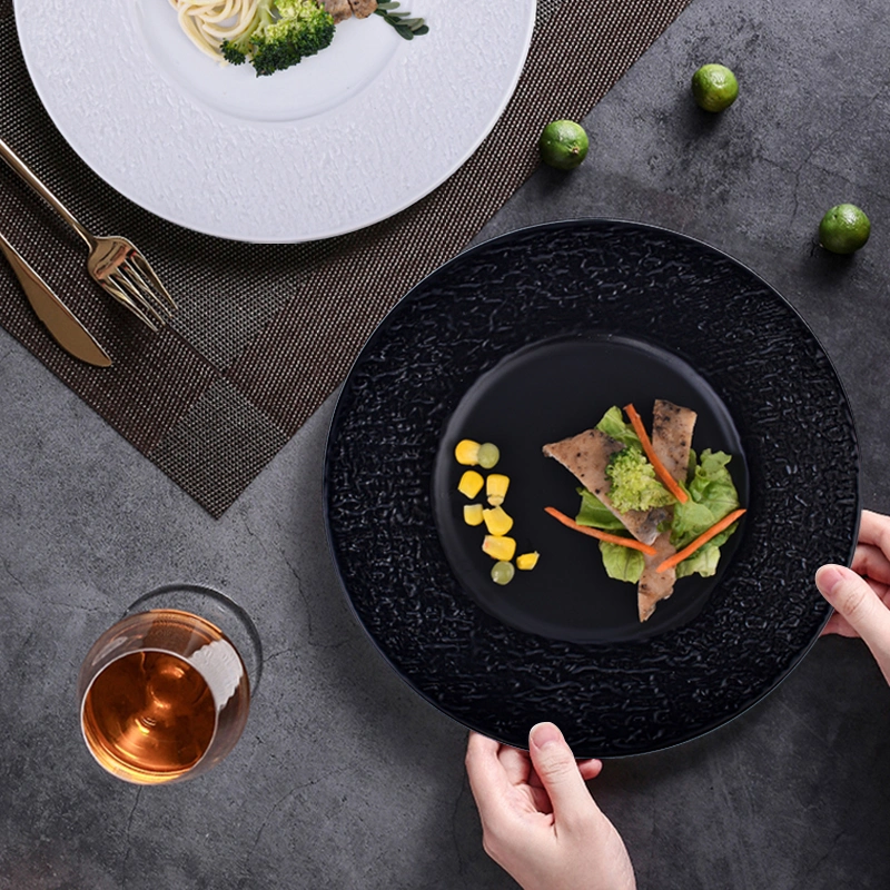 European Crockery Matte Black Ceramic Plate Round Pasta Dish Plate Tableware Dinner White Porcelain Plate for Restaurant Hotel