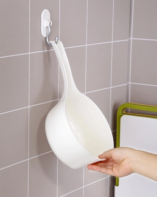 Customized Plastic Ladle Deep Bathoom Kitchen Water Ladle with Short Handle