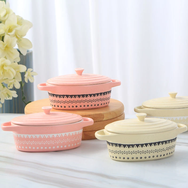 China Supplier High Quality Oval Shape Ceramic Casserole Candy Colors Stoneware Mini Baking Dish Oval Mini Bowl with Lid for Kitchen