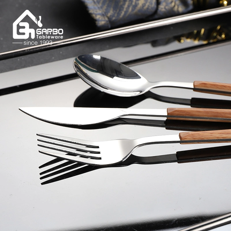 Factory Wholesale Flatware Tableware 24PCS Stainless Steel Flatware Set Wooden Design Plastic Handle Dinner Spoon Dinner Knife Tea Spoon Fork Cutlery Set