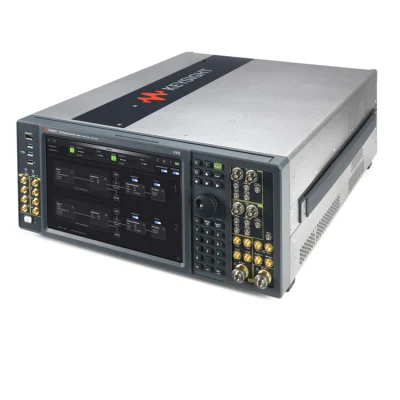 Agilent M9384b 2 GHz 2 Channel Vxg Microwave Signal Generator